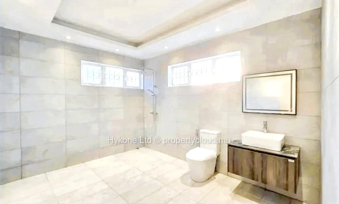 Villa For Sale In Coromandel