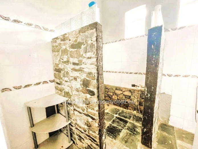House For Rent In Mon Choisy