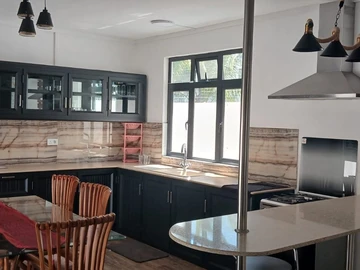 4 Bedroom Villa