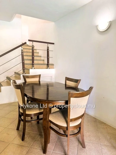 Duplex For Rent In Tamarin