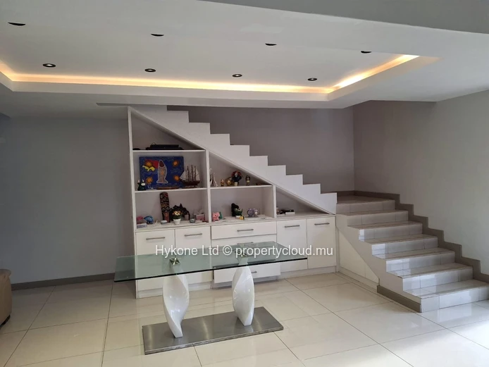 Villa For Sale In Belle Rose