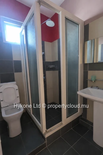 Duplex For Rent In Pereybere