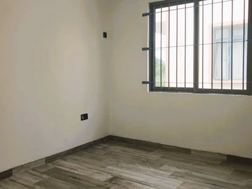 5 Bedroom Villa
