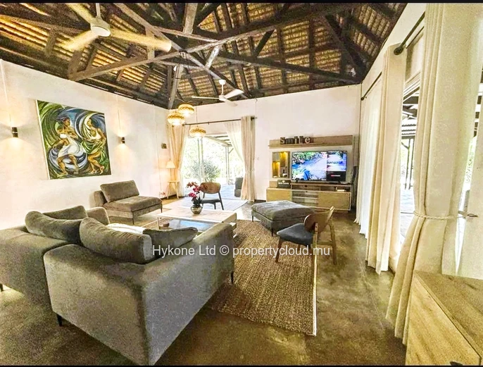 Villa For Rent In Bain Boeuf