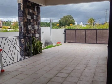 4 Bedroom Villa