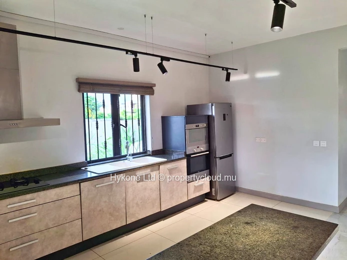 Villa For Sale In Belle Rose