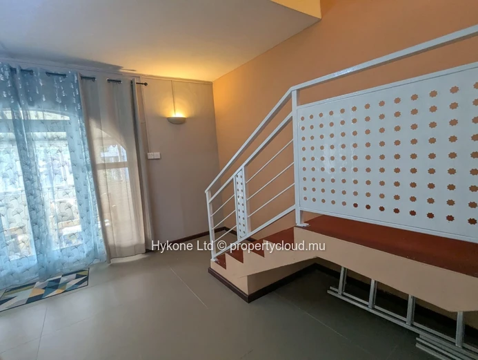 Duplex For Rent In Pereybere