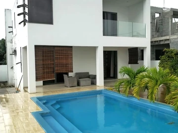 4 Bedroom Villa