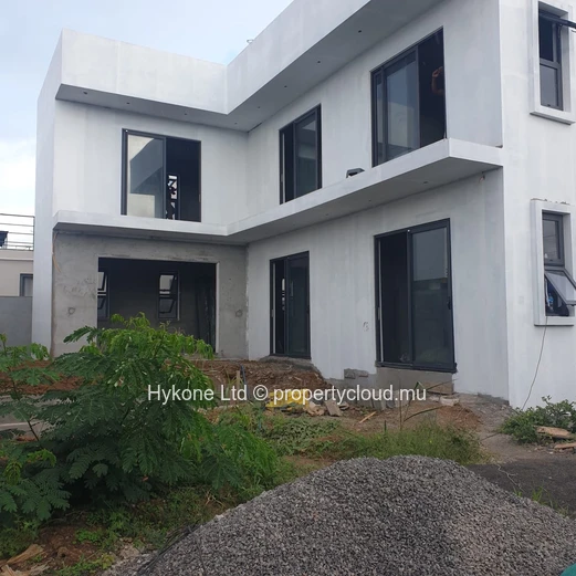 Maison Neuve En Vente À Calodyne