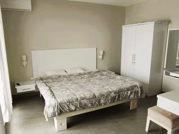 4 Bedroom Apartment