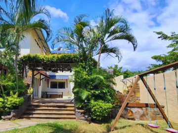 4 Bedroom Villa