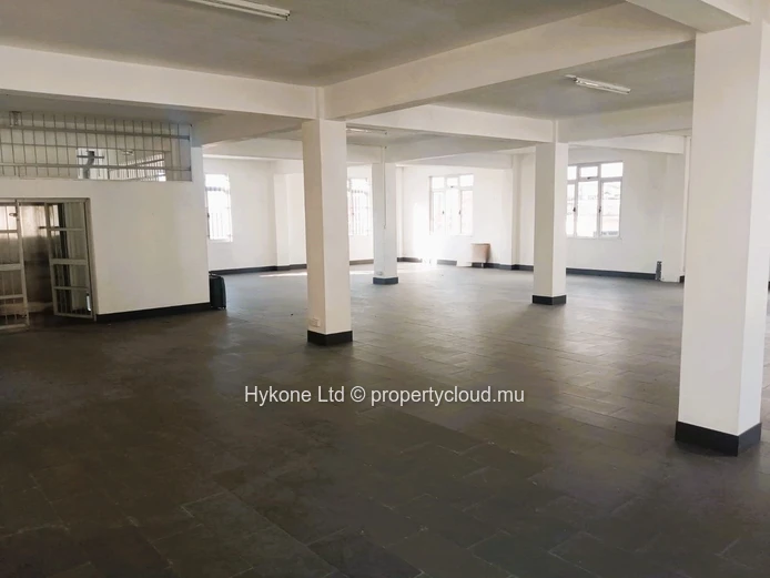 Commercial Local For Rent In Bell Village