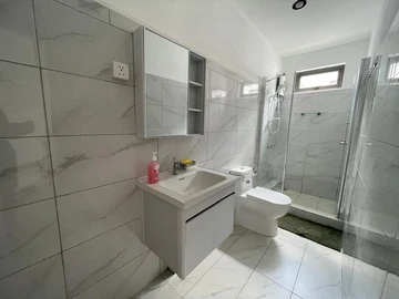 4 Bedroom Townhouse, Duplex