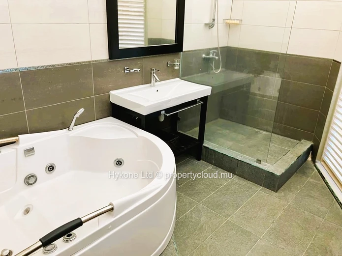 Penthouse For Rent In Flic En Flac