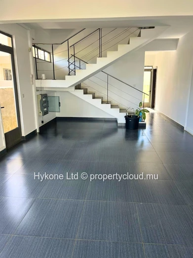 Commercial Building For Rent In Grand Baie