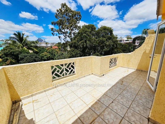 Triplex For Sale In Flic En Flac