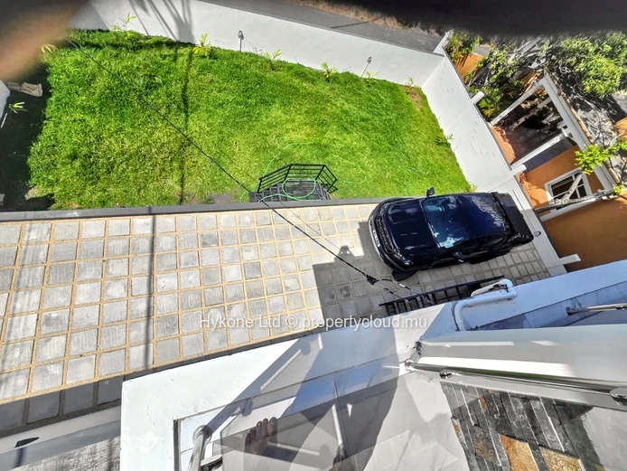 New Building For Sale (Apartment And Commercial Premises) In Goodlands
