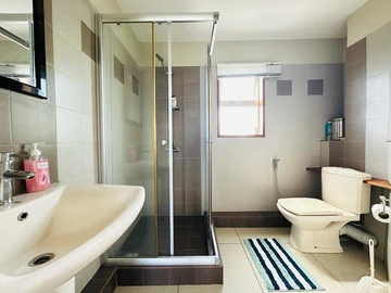 3 Bedroom Townhouse, Duplex