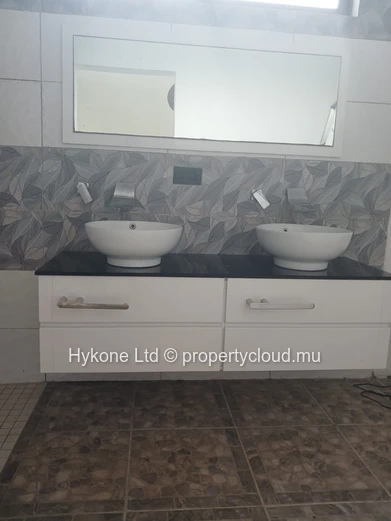 Villa For Sale In Vacoas