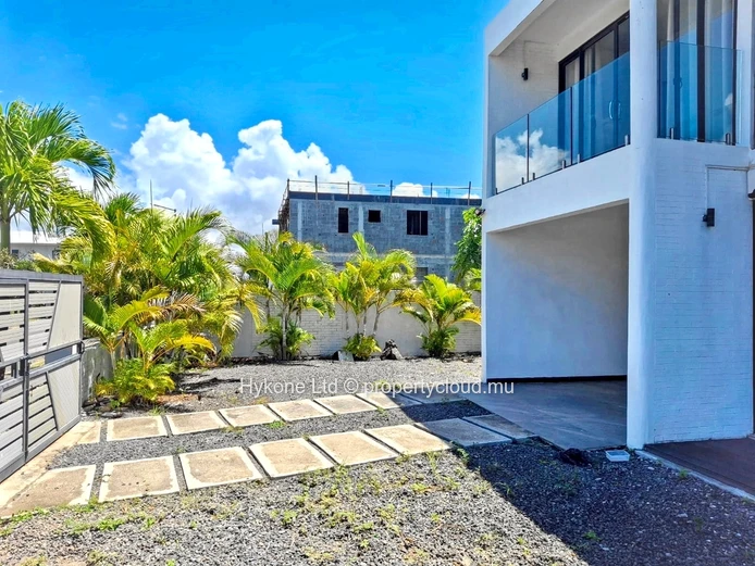 Villa For Sale In Belle Mare