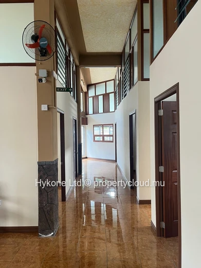 Commercial Premises For Rent In Quatre Bornes
