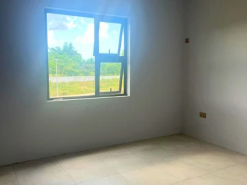 5 Bedroom Villa
