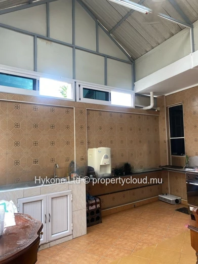 For Sale : Residential Property With Commercial Space In Pointe Aux Piments