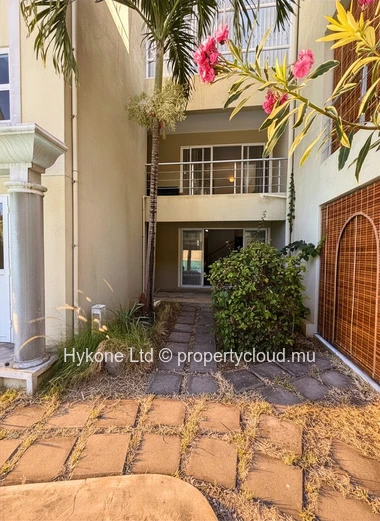 Duplex For Rent In Tamarin