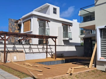 5 Bedroom Villa