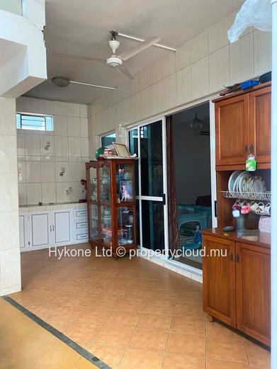 For Sale : Residential Property With Commercial Space In Pointe Aux Piments