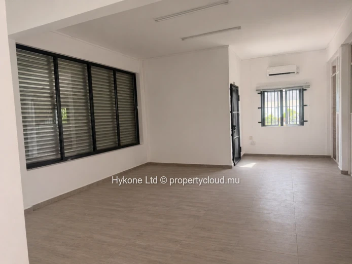 Commercial Premises For Rent In Pointe Aux Biches