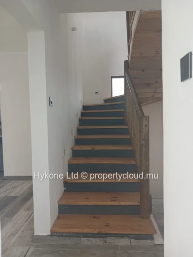 Villa For Sale In Vacoas