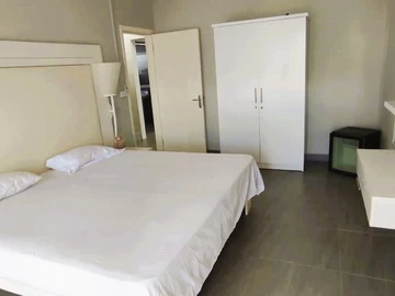 4 Bedroom Apartment
