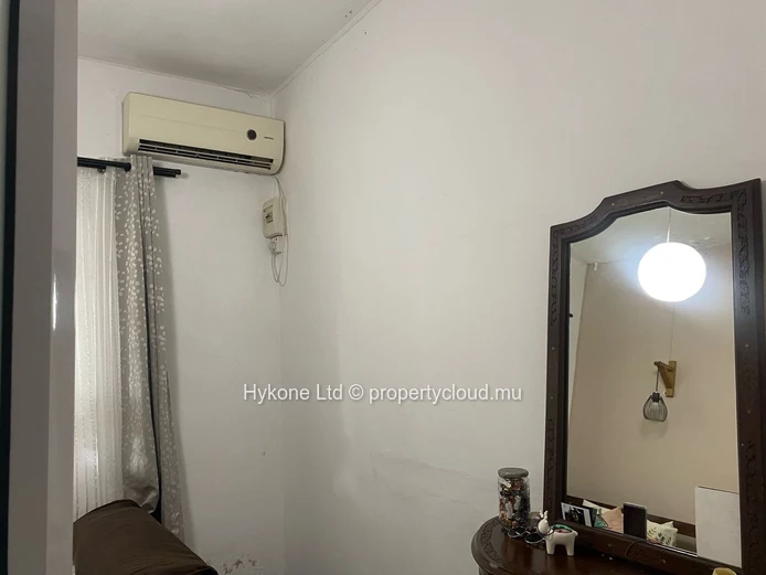 For Sale : Residential Property With Commercial Space In Pointe Aux Piments