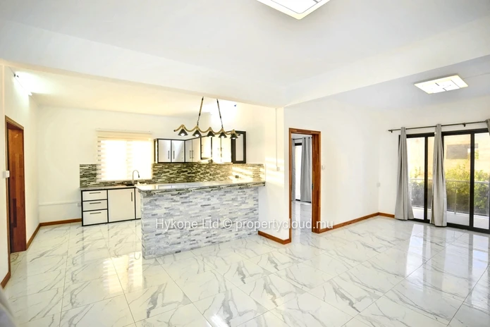 New Building For Sale (Apartment And Commercial Premises) In Goodlands