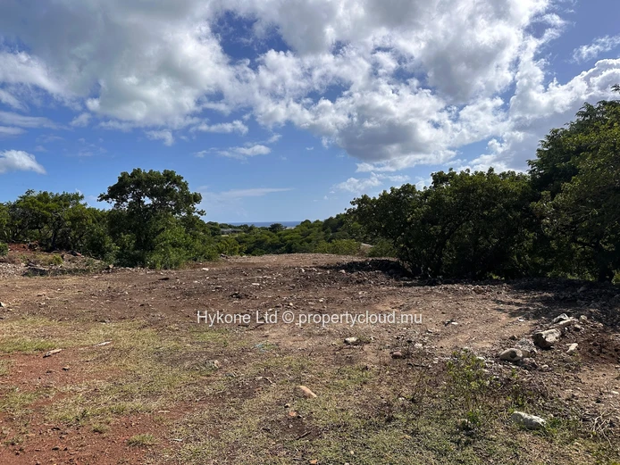 Terrain Résidentiel À Vendre À Rivière Noire