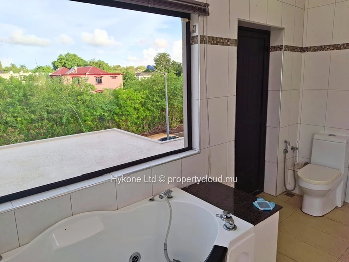 Villa For Sale In Belle Rose