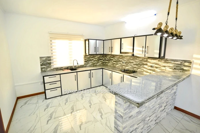 New Building For Sale (Apartment And Commercial Premises) In Goodlands