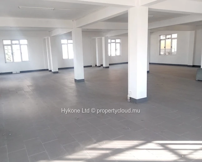 Commercial Local For Rent In Bell Village