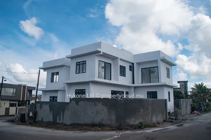 New House For Sale In Highlands