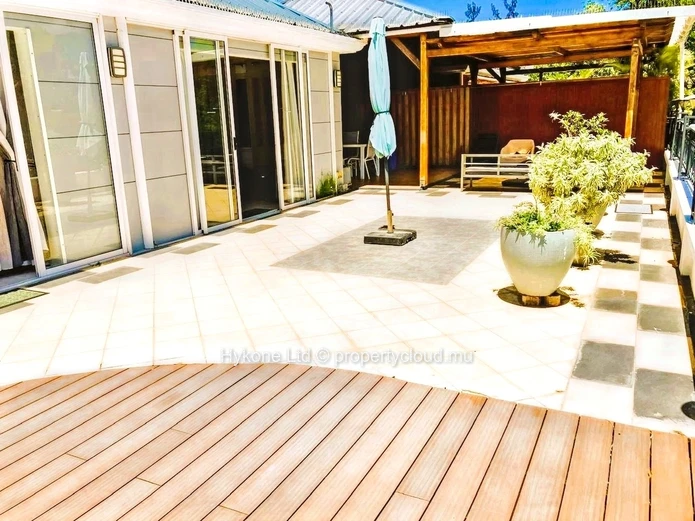 Penthouse For Rent In Flic En Flac