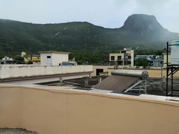 6 Bedroom Villa
