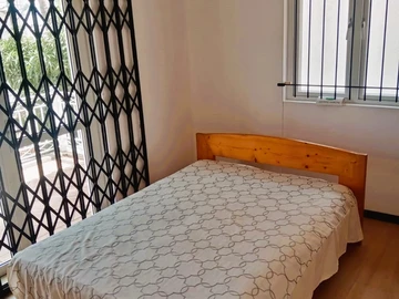 5 Bedroom Villa